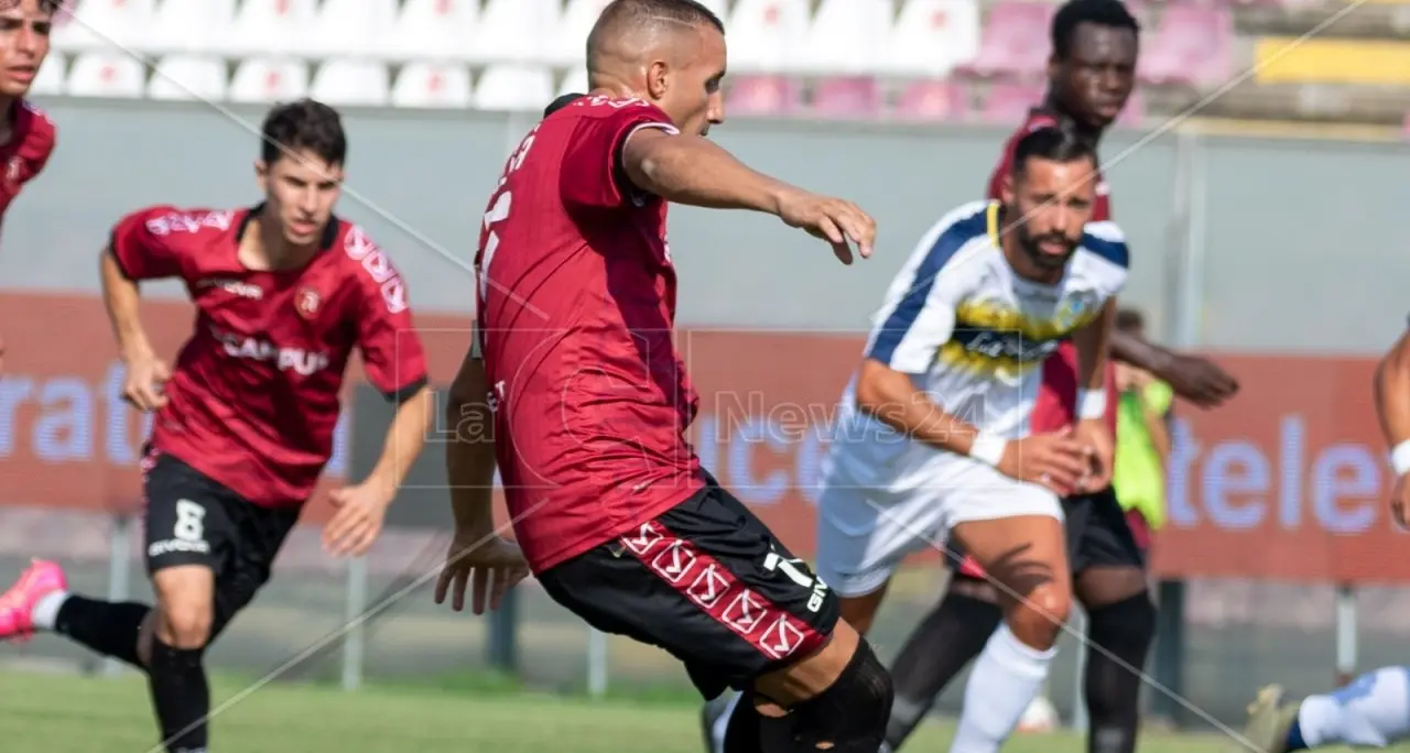 LFA Reggio Calabria-Sant’Agata 1-2, cronaca, tabellino e voti. Lo Grande affonda gli amaranto nel recupero