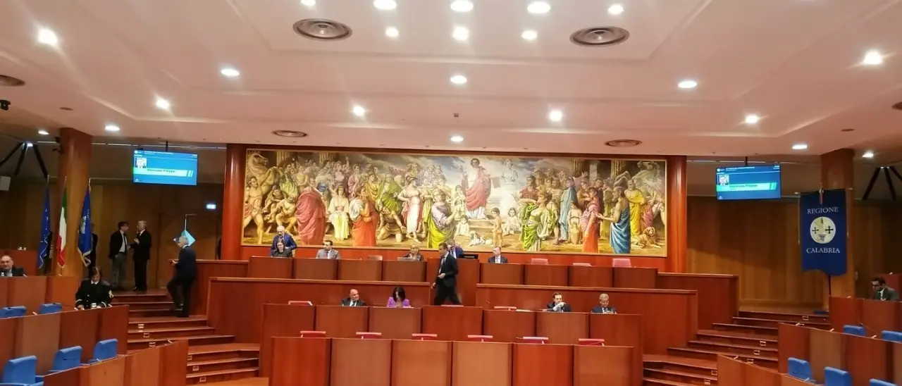 Consiglio, ancora una legge “omnibus” e sulla Tesoreria unica la Regione alza bandiera bianca: ogni ente ne avrà una