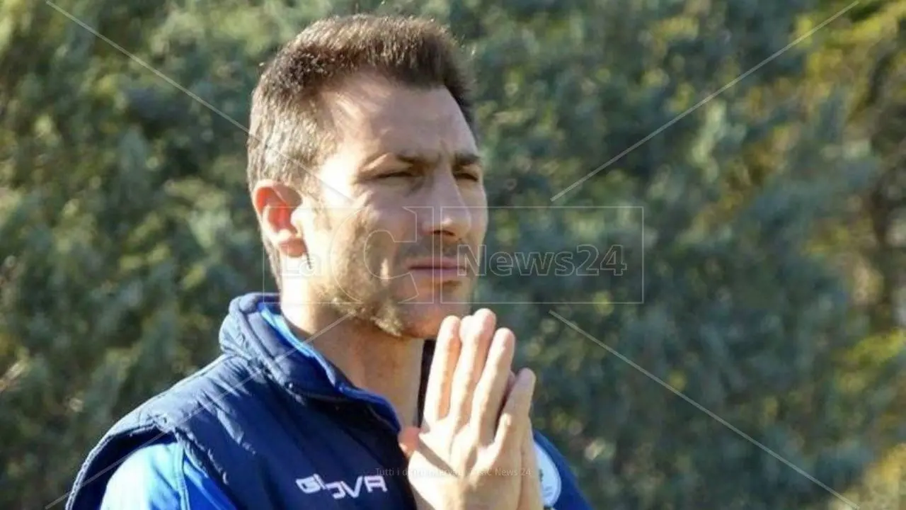 Promozione A, il San Fili esonera De Lio: in pole per sostituirlo c’è Claudio Tuoto