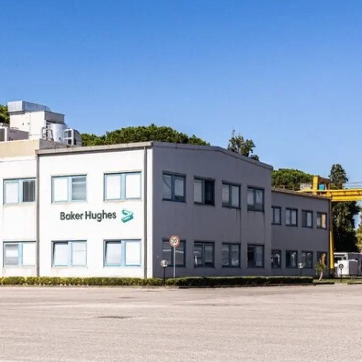 Baker Hughes investe 60 mln di euro in Calabria. Fiom, Fim e Uilm: «Bene, ma la politica locale è senza visione»