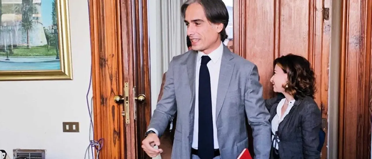 Reggio Calabria, Falcomatà torna in Comune: prima riunione di giunta dopo l’assoluzione