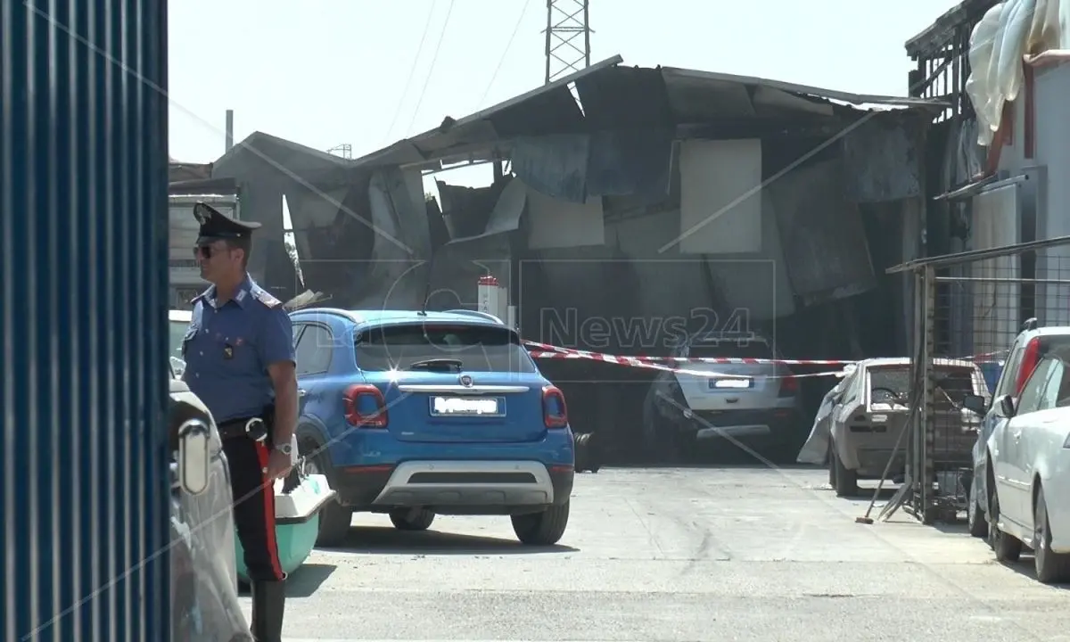 Incendio alle officine Socas a Corigliano Rossano: condannati i tre imputati