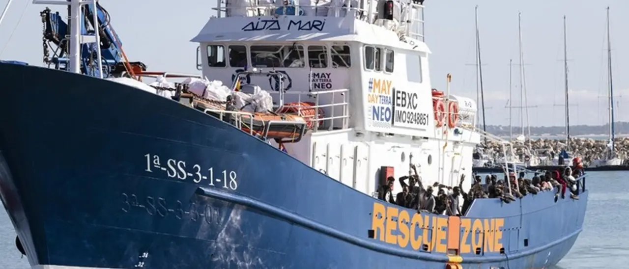 Migranti, in 112 arrivati a Reggio Calabria a bordo della nave Aita Mari