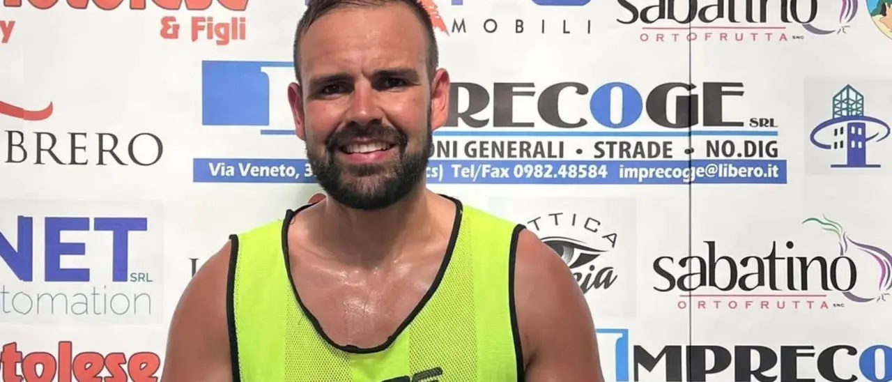 Promozione A: Cortaberria portiere para rigori dell’Amantea e leader della Top Ten di Zona D