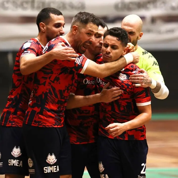 Calcio a 5, la Pirossigeno Cosenza conquista la prima vittoria in Serie A: Verona battuto 5-1