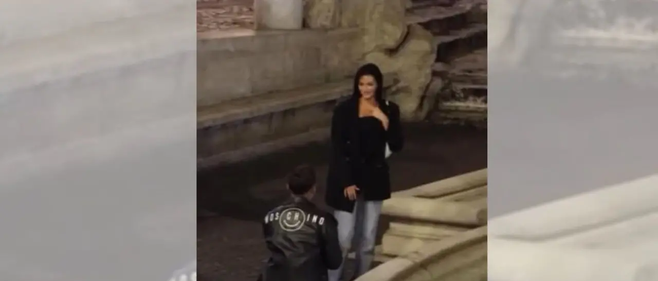 Serie A, la proposta di matrimonio di Paulo Dybala alla compagna davanti Fontana di Trevi