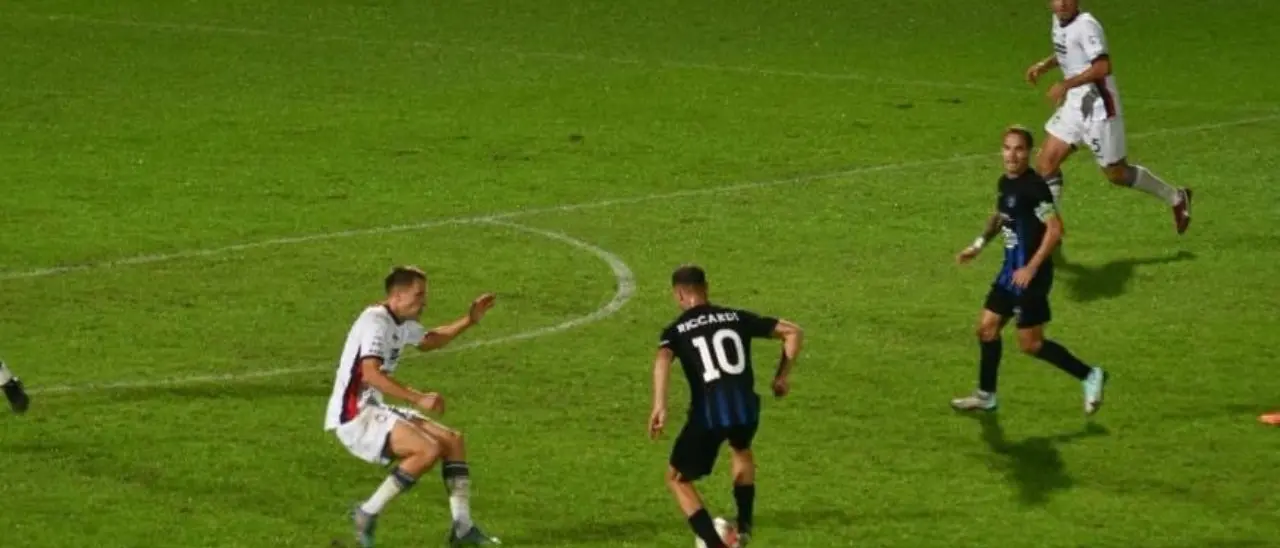 Latina-Crotone, pari e patta al Francioni: il match della dodicesima giornata finisce 0-0