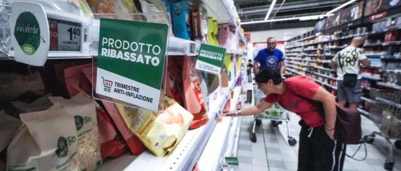Carrello tricolore, chi l’ha visto? Flop della misura di contrasto al carovita: l’effetto anti inflazione non si vede