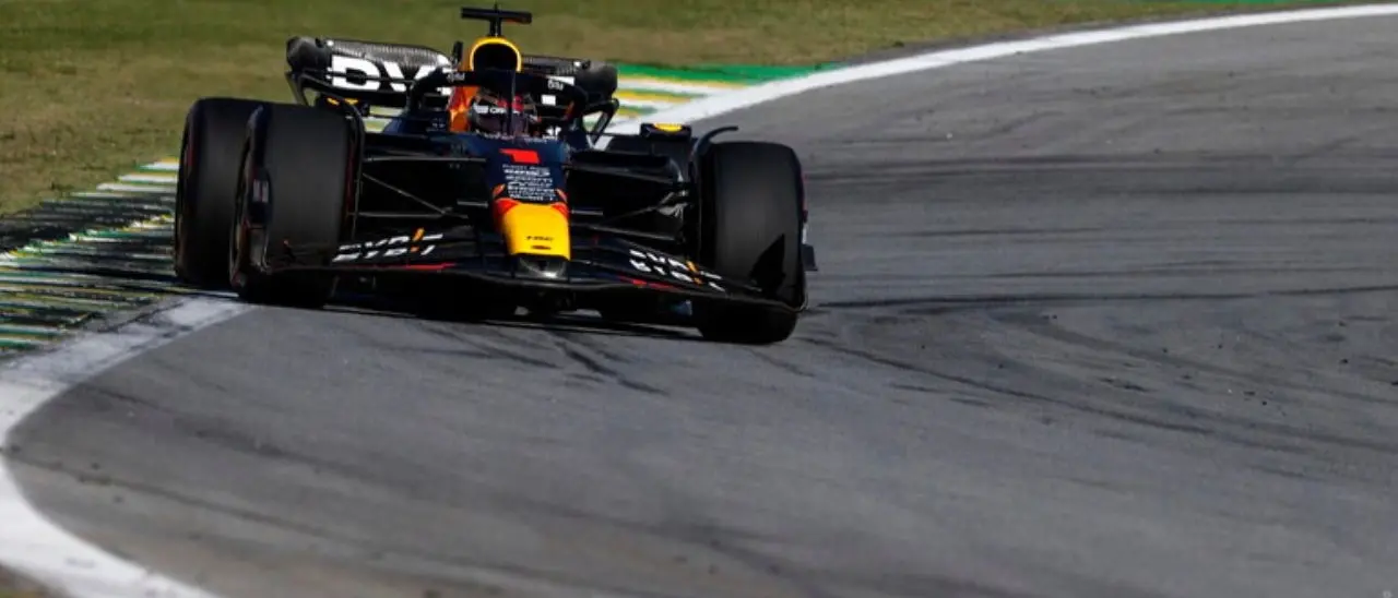 Formula Uno, Verstappen vince anche in Brasile davanti a Norris e Alonso. Ferrari sesta con Sainz