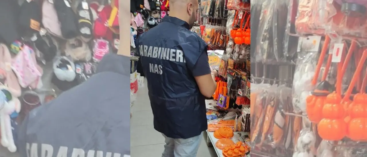 Maschere e decorazioni di Halloween pericolose per i bambini, multe per 12mila euro a negozianti del Reggino
