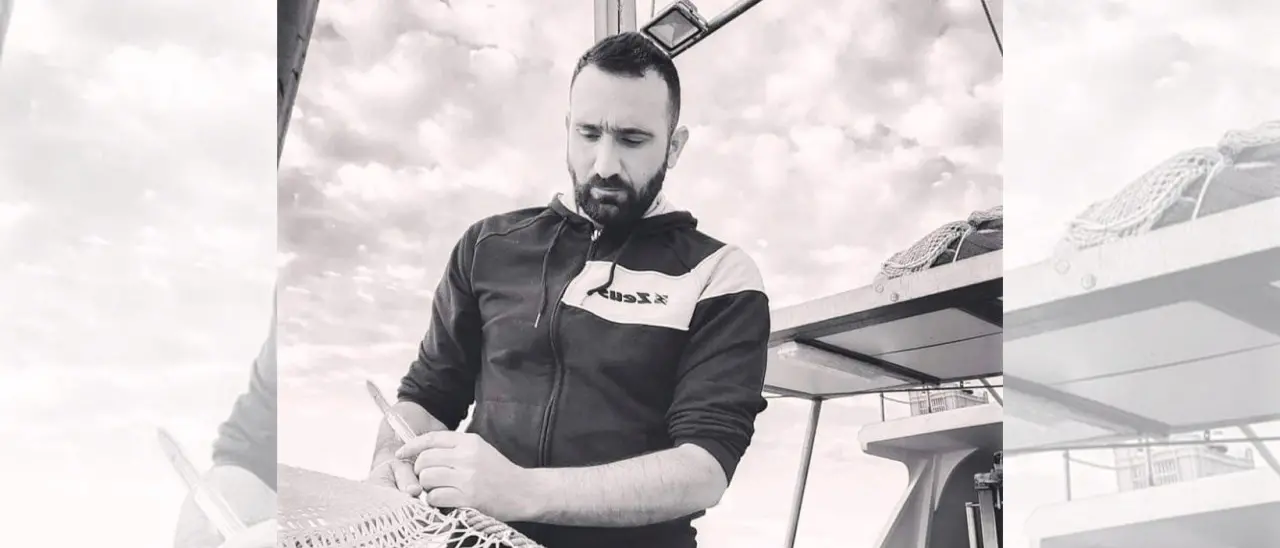 Giuseppe Paturzi, il pescatore di Cariati che da 23 anni vive il mare e lo difende dai rifiuti