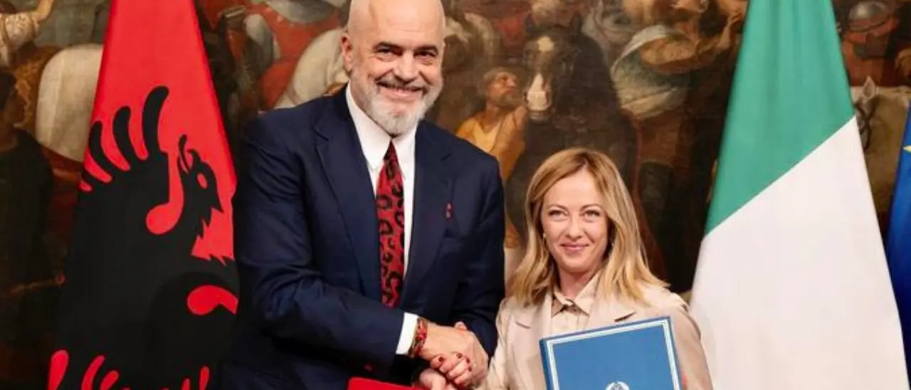 La campagna d’Albania rischia di costare cara alla Meloni: alleati irritati per l’accordo (in solitaria) sui migranti