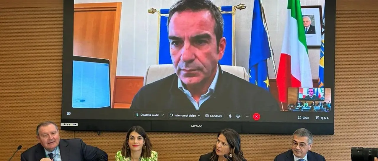 Zes Calabria da zero titoli ma per Occhiuto è tutto ok: solo 11 autorizzazioni e 2 insediamenti operativi