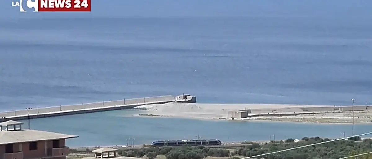 Il porto di Saline Joniche verso un ripristino parziale: dopo anni di abbandono il progetto prende vita