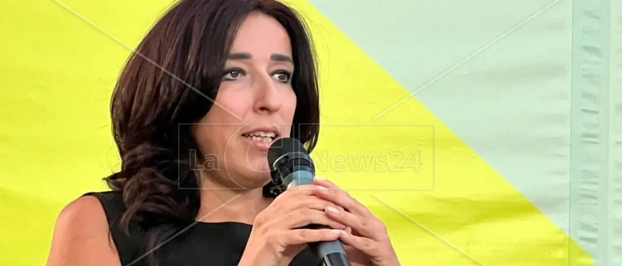 Al sostituto procuratore di Catanzaro Frustaci un riconoscimento al Premio Semplicemente Donna