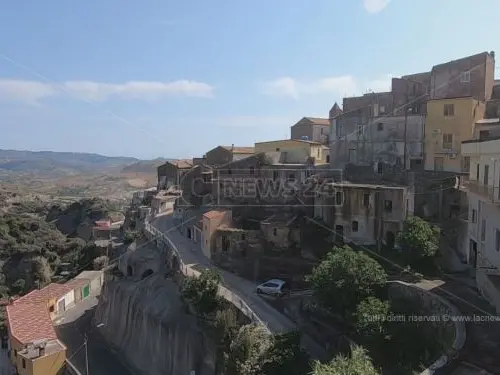 Disposto l’accesso antimafia nel Comune di Melissa dopo il rinvio a giudizio del sindaco Falbo