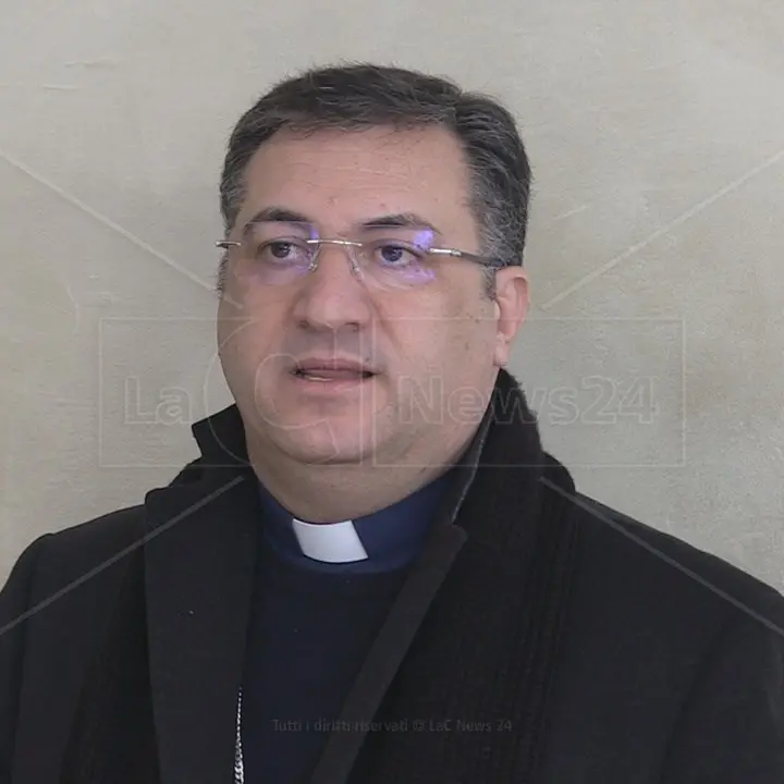 Omicidio a Cetraro, il vescovo della diocesi di San Marco-Scalea: «Serve un contrasto alla violenza crescente»