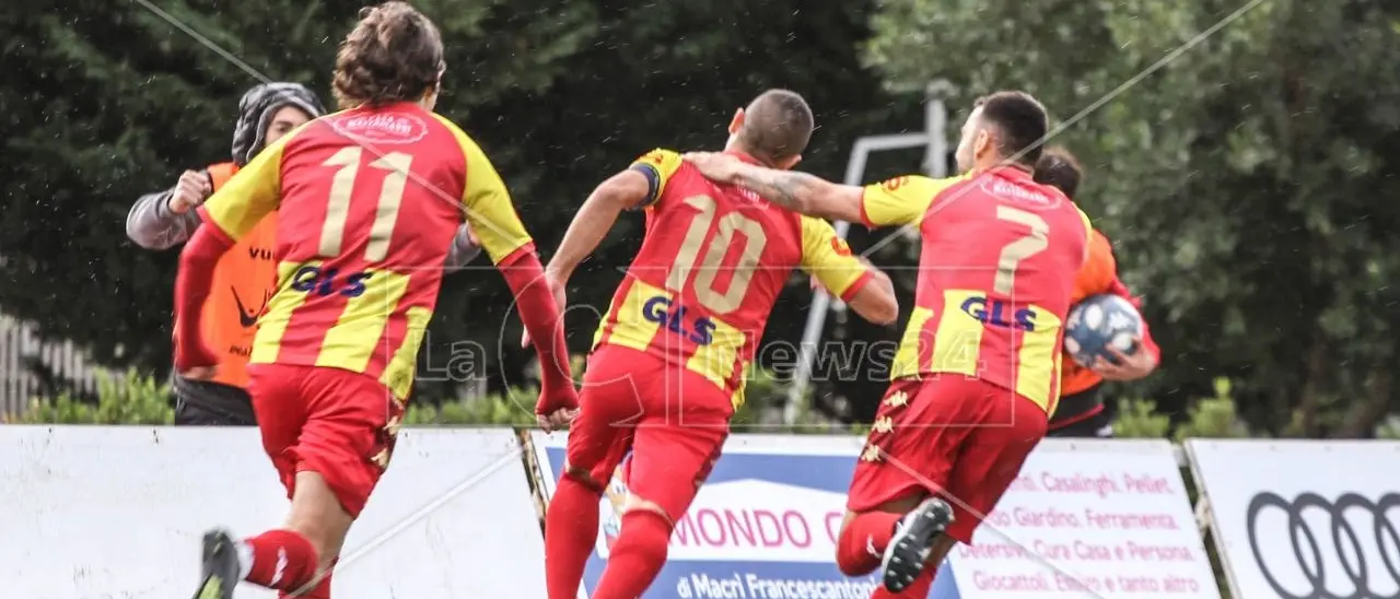 Eccellenza, trionfo giallorosso: Sambiase-Vigor Lamezia finisce 2-0
