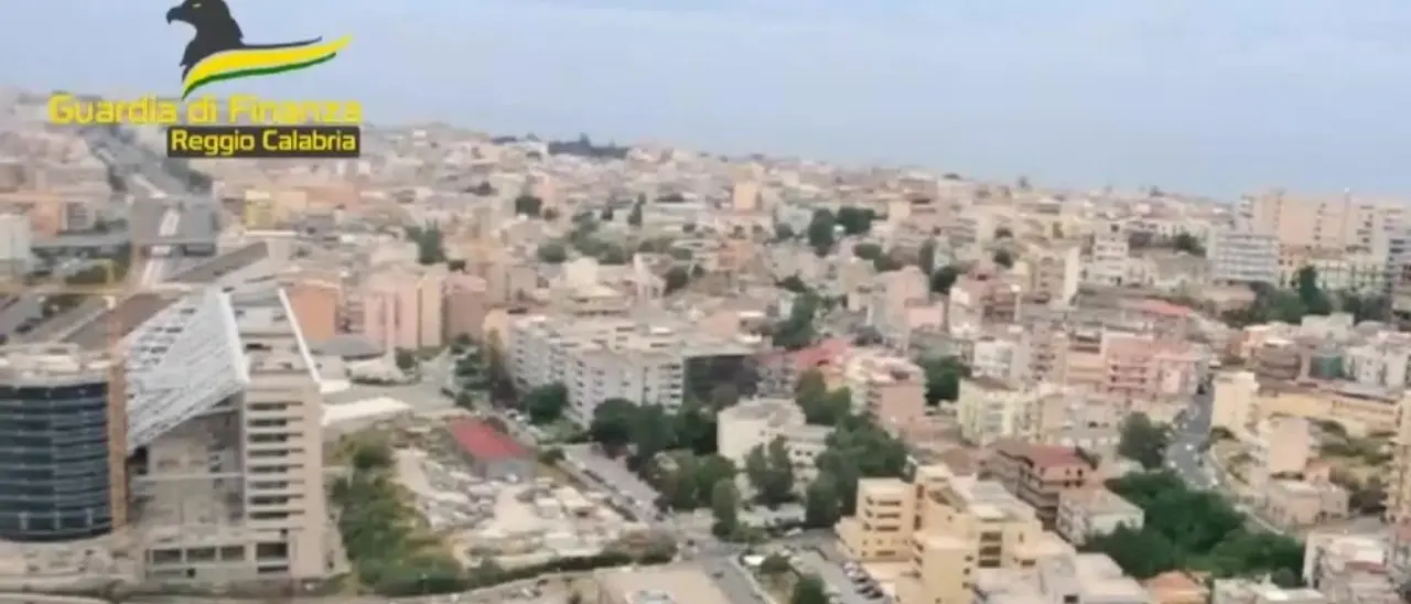 A un passo dalla guerra con gli “zingari” per una bici rubata: i difficili equilibri di ‘ndrangheta pacificati dal business