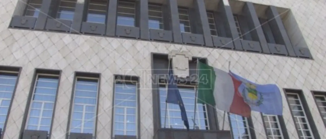 Cosenza, in Consiglio comunale approda la discussione sulla cittadinanza ai minori stranieri