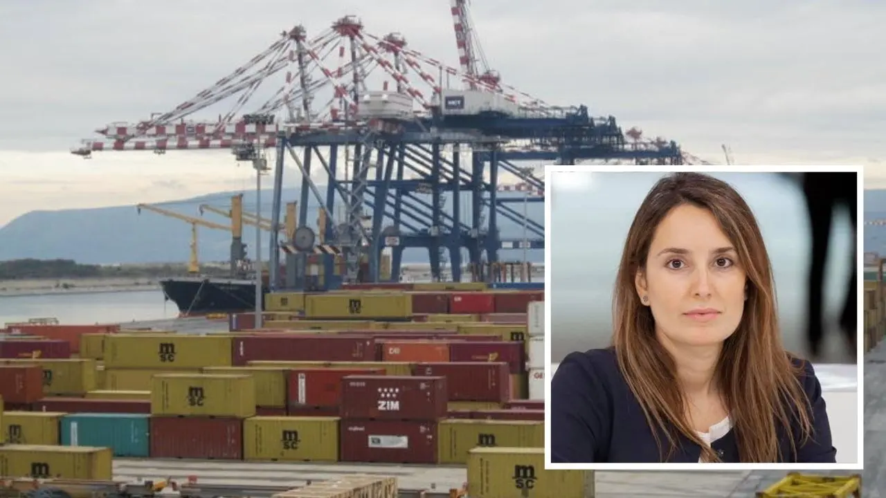 Tassa Ue anche per chi fa scalo in Nordafrica, Ferrara (M5s): «Doppia vittoria, per il porto di Gioia Tauro e l’ambiente»