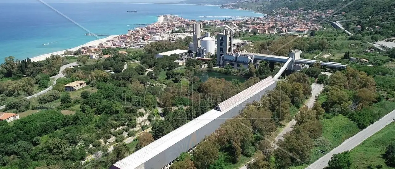 Nuova industria nell’ex sito Italcementi a Vibo, la Fiom Cgil dice Sì e sollecita le istituzioni: «Sostenete il progetto»