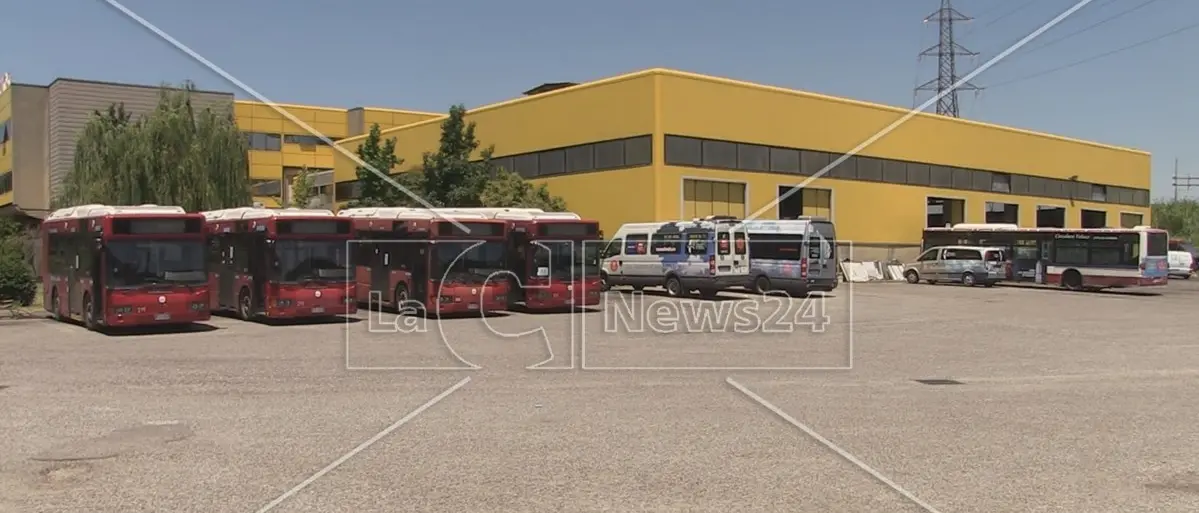 No al concordato proposto dall’Amaco: dichiarato il fallimento dell’azienda di trasporto pubblico