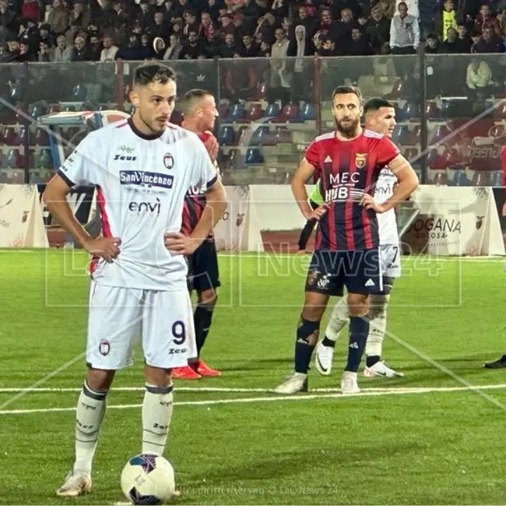 Crotone e Casertana si dividono la posta in palio: a Caserta finisce 1-1