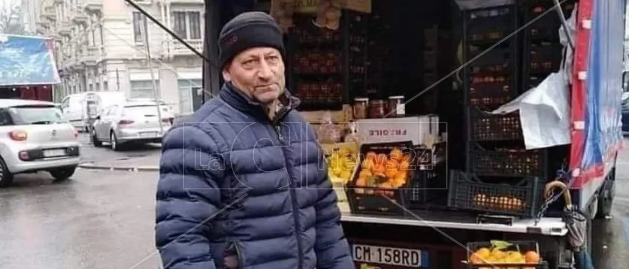 I profumi della Calabria tra i grattacieli di Milano: i viaggi di un ambulante nell’epoca dell’e-commerce