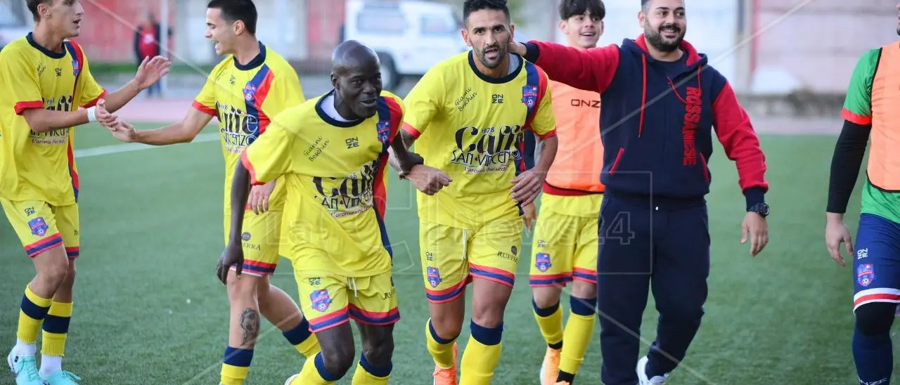 Promozione A, la capolista Rossanese continua a correre: Amantea battuto 2 a 1 in rimonta
