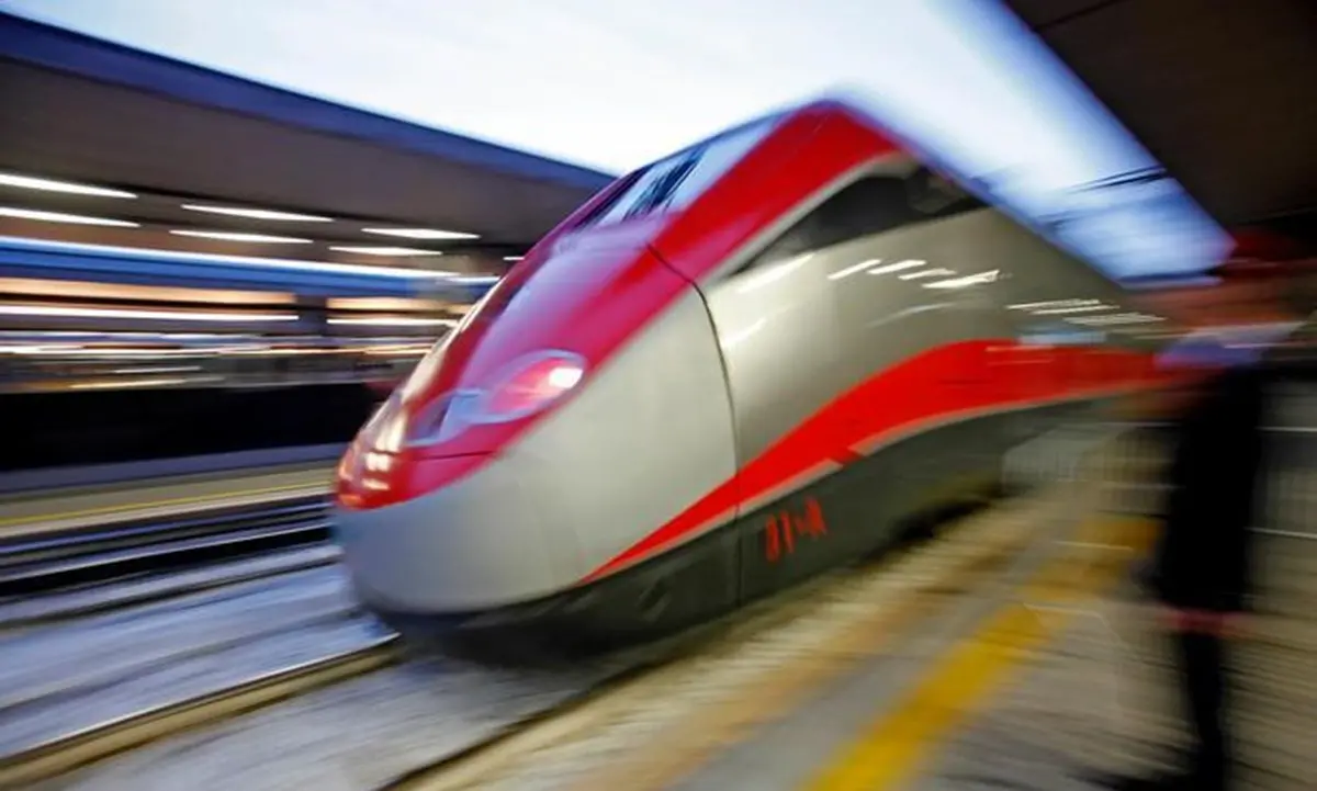 Alta velocità, De Luca (Filca-Cisl): «La dorsale ferroviaria tirrenica non sarà declassata ma potenziata»