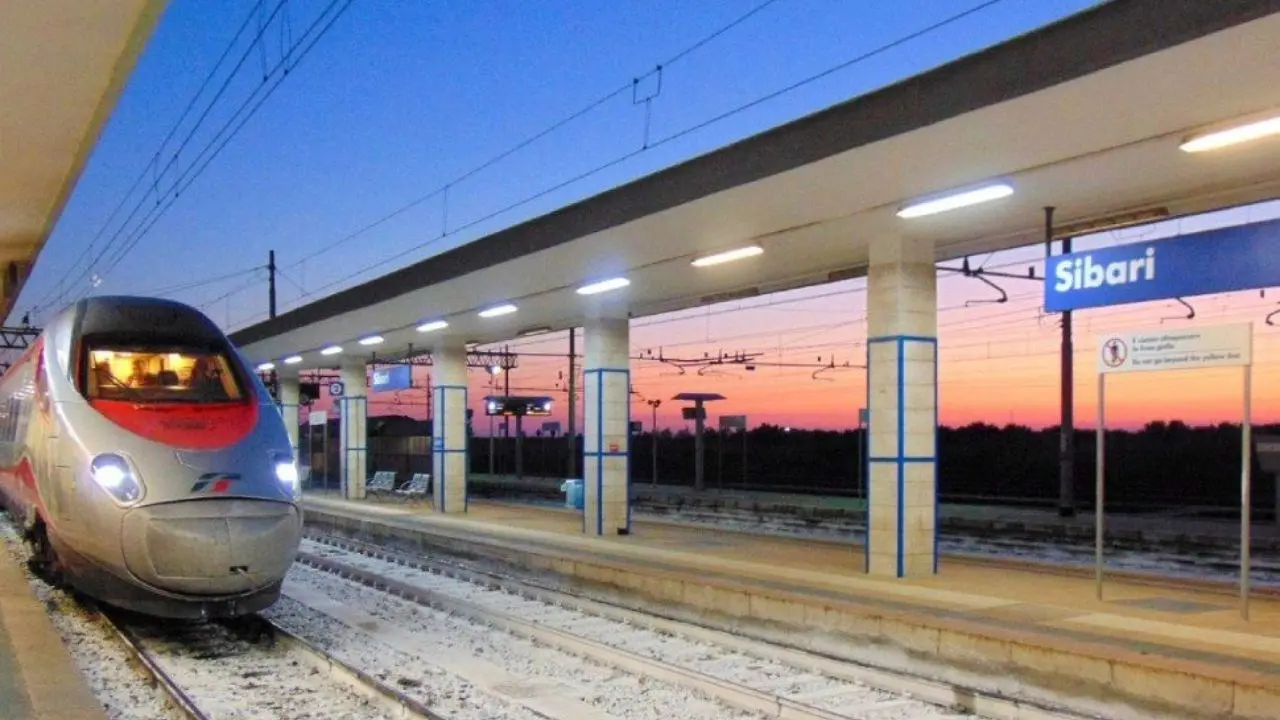 Frecciarossa Sibari-Bolzano, scongiurata la soppressione: treno confermato nel nuovo orario invernale