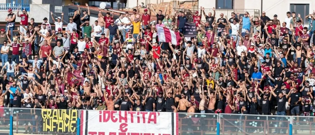 In riva allo Stretto finisce tra i fischi, Lfa Reggio Calabria perde in casa contro il Real Casalnuovo: 1-2