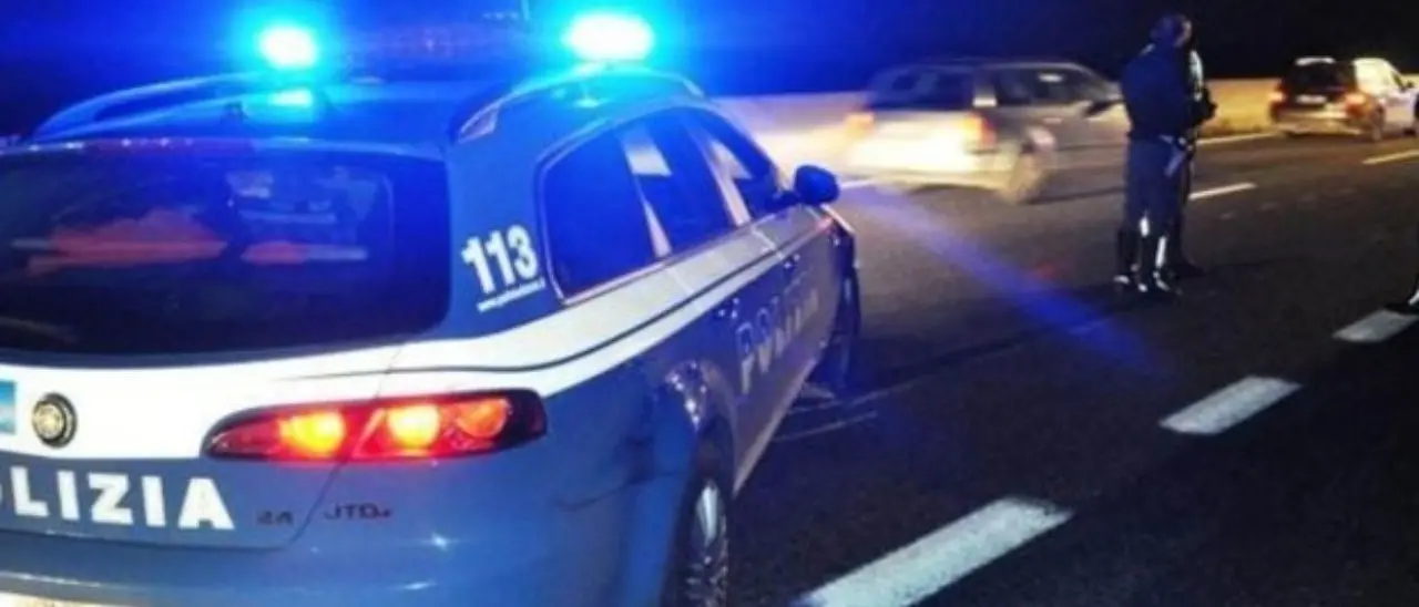 Incidente mortale sull’A2 tra Gioia e Rosarno: una vittima e due feriti, autostrada chiusa e traffico deviato