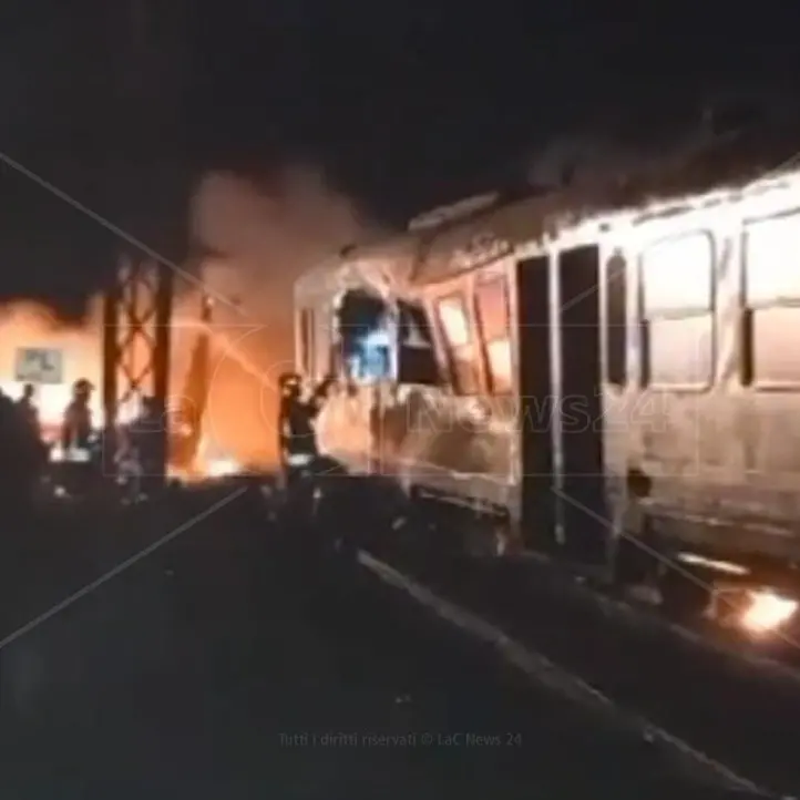 Incidente ferroviario nel Cosentino, i sindacati indicono sciopero di 8 ore: «Poca sicurezza e si continua a morire»