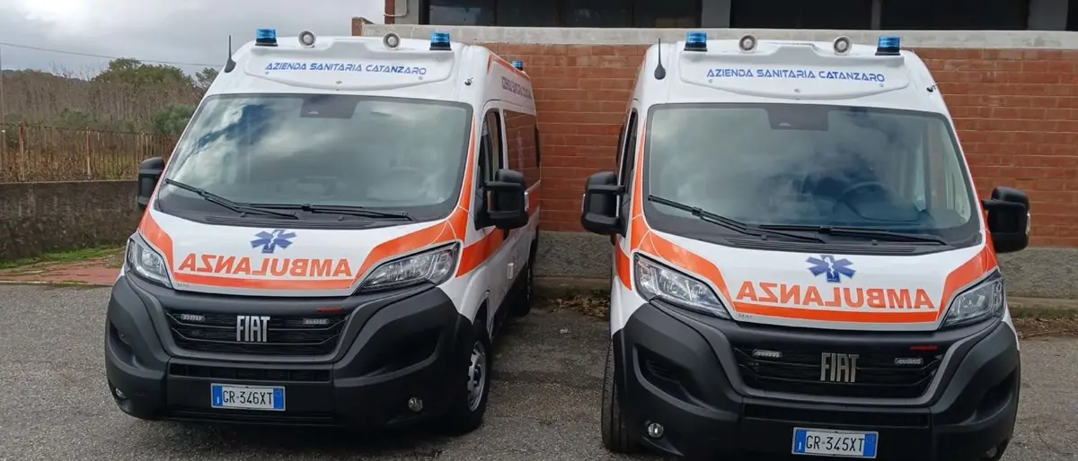 Consegnate all’Asp di Catanzaro due nuove ambulanze destinate alle postazioni territoriali