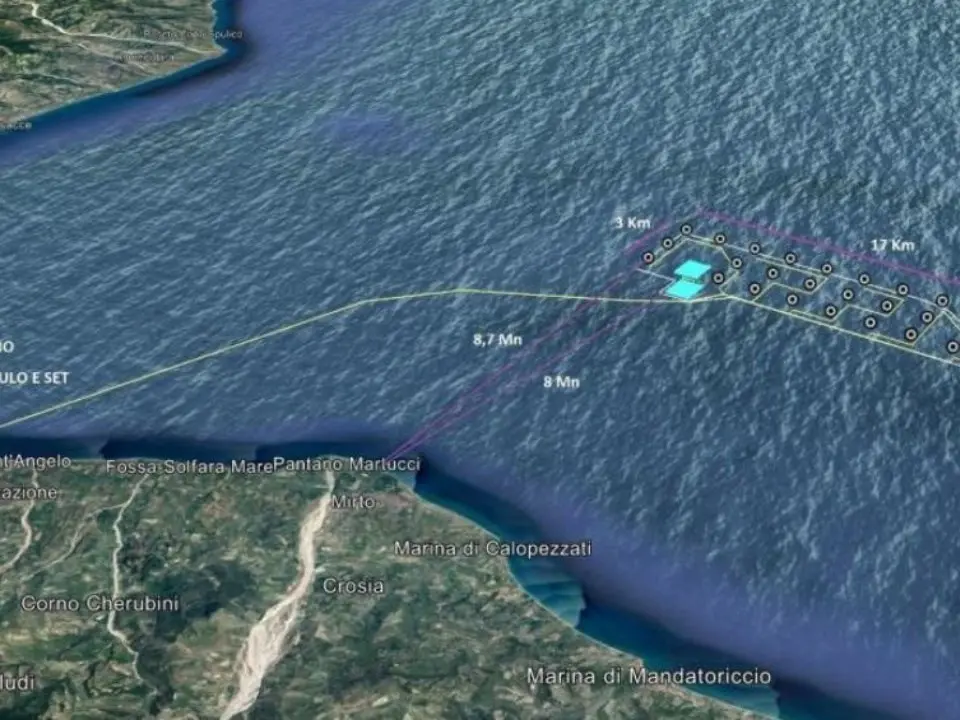 Ventotto pale eoliche alte come la Torre Eiffel al largo di Corigliano Rossano lungo 17 chilometri di costa
