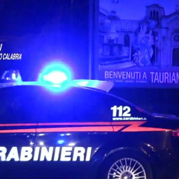 Taurianova, schiaffi e minacce alla moglie per oltre 20 anni: divieto di avvicinamento per 55enne