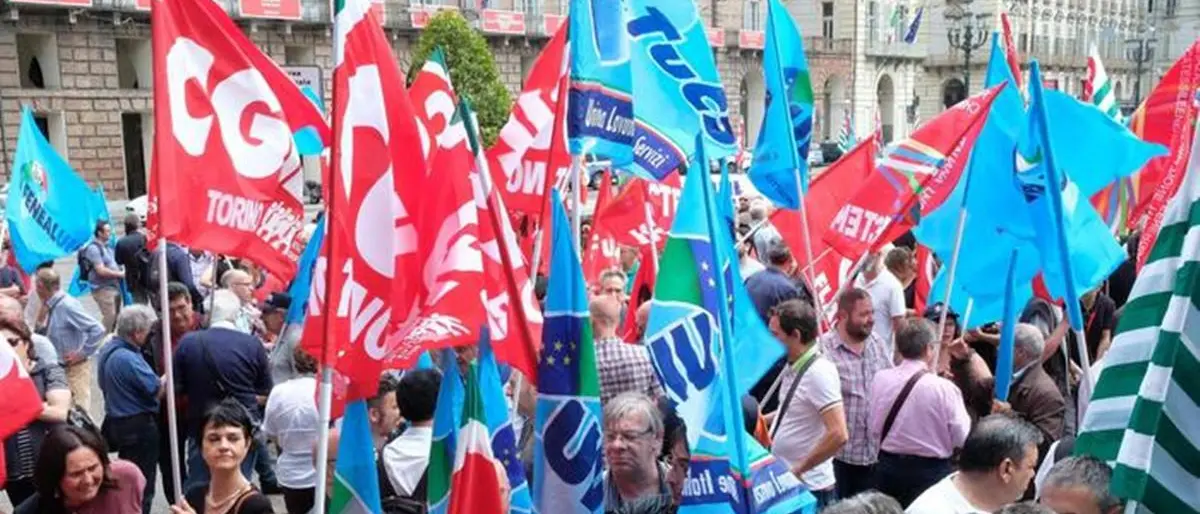 Sciopero 1 dicembre in Calabria, manifestazioni in tre città. Aderisce anche il Pd: «Stop a manovra contro Sud»