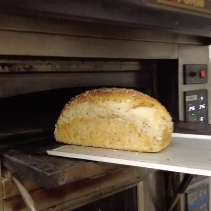 «Senza aiuti tra due mesi rischia di sparire il pane artigianale, si perderanno oltre 5mila posti di lavoro»