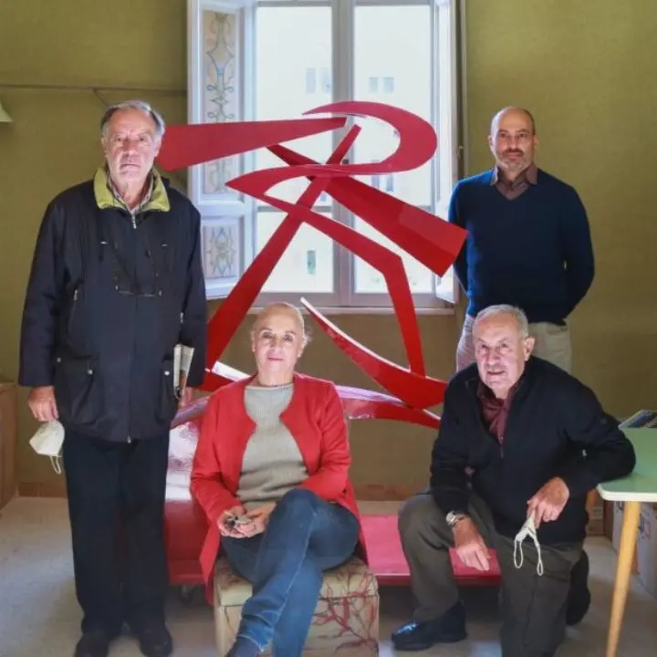 Cosenza, donate al museo all’aperto e chiuse da 4 anni in un magazzino: lo strano caso delle statue dimenticate