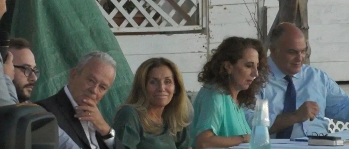 Elezioni, Ferro (Fdi) a Reggio: «Reddito di cittadinanza va abolito, sostegno solo a over 60 e disabili»