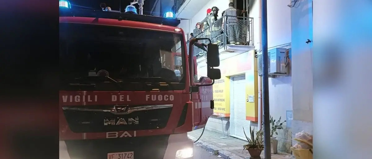 Dramma a Reggio Calabria, 76enne muore nell’incendio del suo appartamento