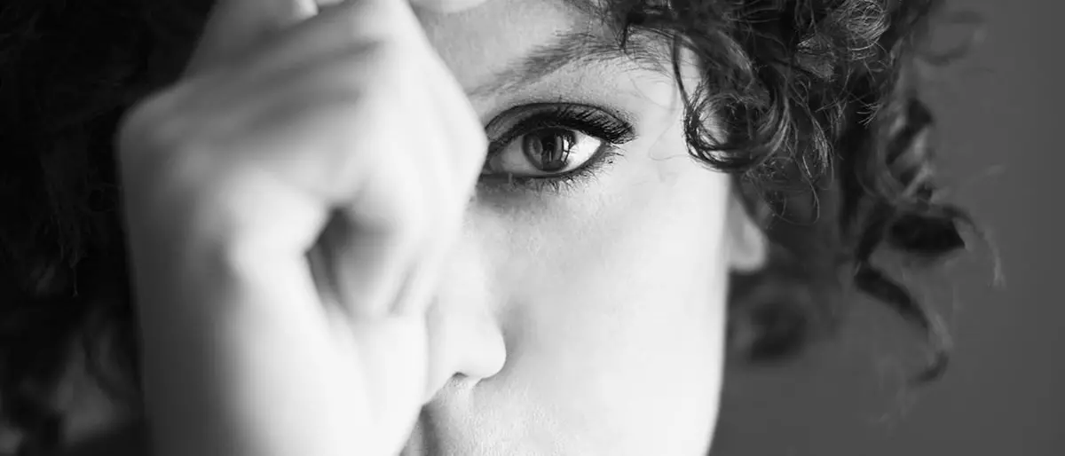 Dalla Calabria alle mostre internazionali: l’universo femminile visto e fotografato da Chiara Leone