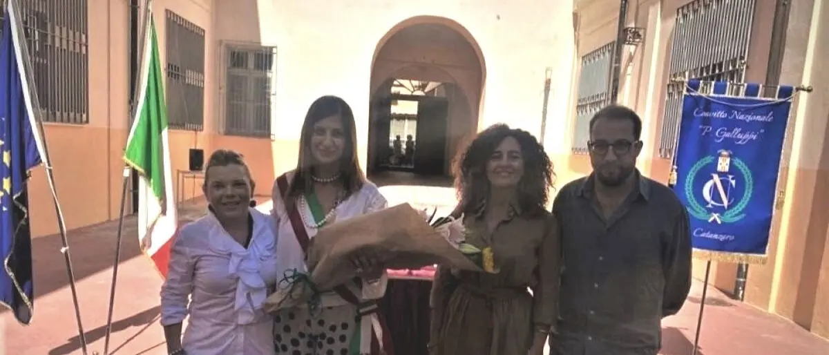 Catanzaro, gli auguri della Giunta comunale a studenti e insegnanti nel primo giorno di scuola