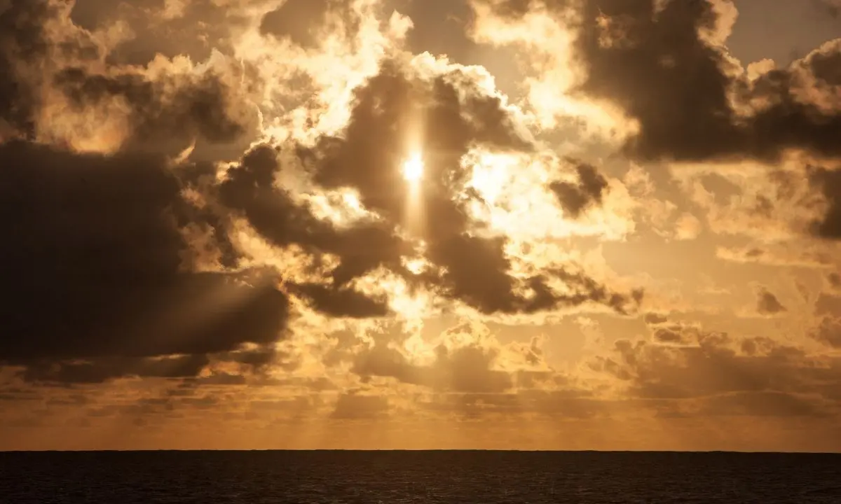 Meteo, in Calabria ultimi due giorni di caldo: dal fine settimana arriva il clima autunnale