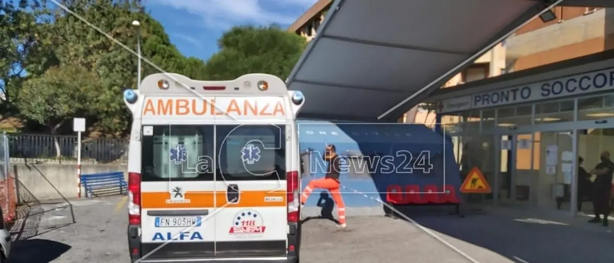 Locri, il primario dimissionario incontrerà i vertici dell’Asp: «Vogliamo capire perché ha rinunciato»