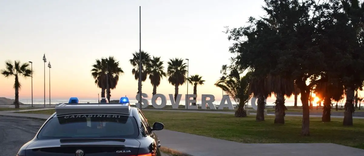 Estorsione aggravata dalle modalità mafiose: arrestate due persone nel Catanzarese