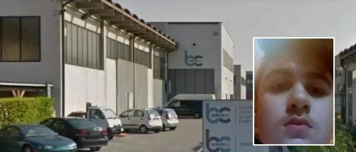 Incidente sul lavoro, 18enne muore schiacciato da una lastra di ferro: stava facendo uno stage