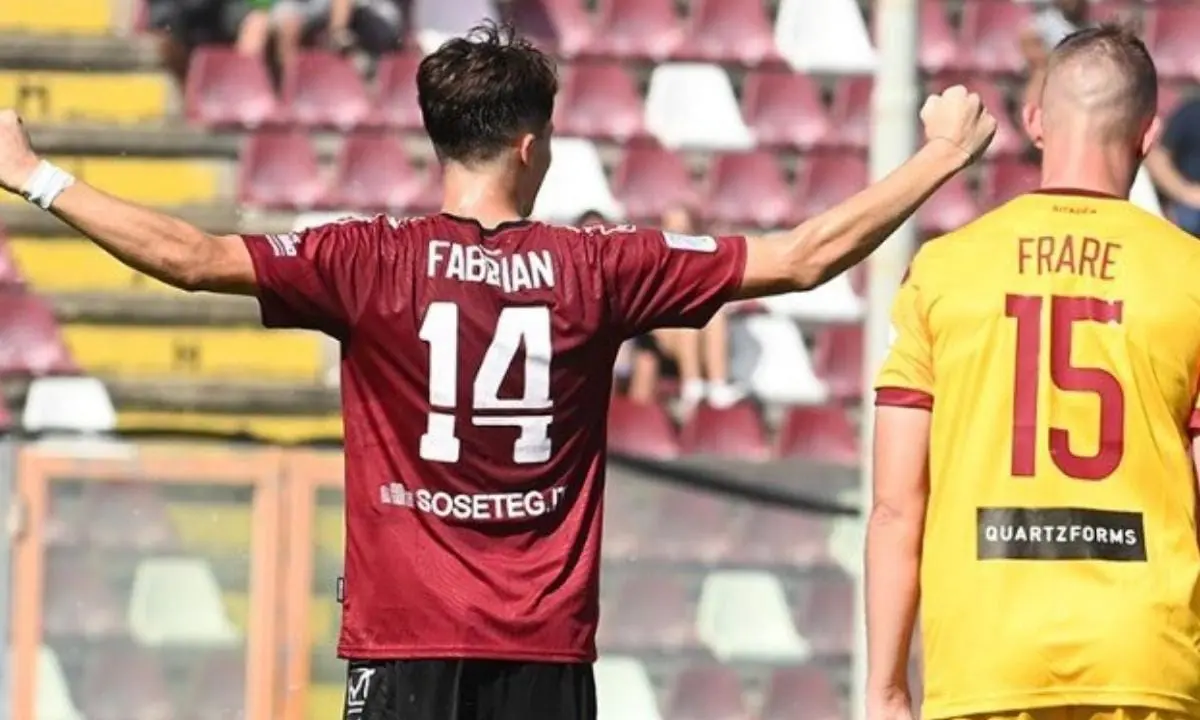 Serie B, la Reggina torna in vetta, pari Cosenza: risultati e classifica